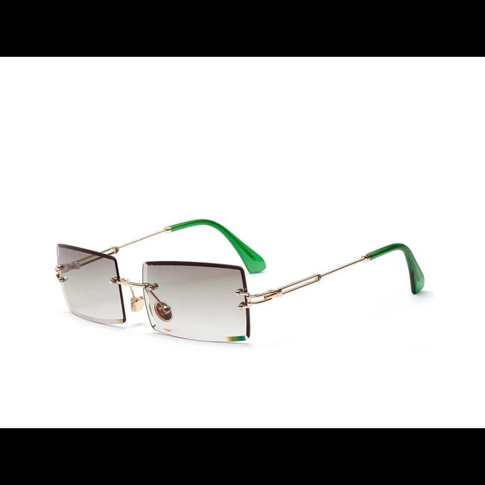 NEW! Square Tinted Sunglasses - Picture 1 of 4